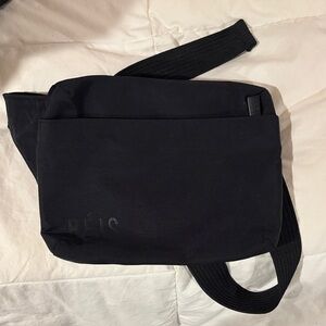 BEIS belt bag